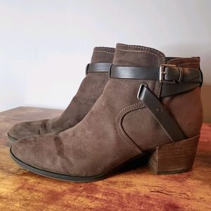 Unisa Faux Suede Ankle Boots